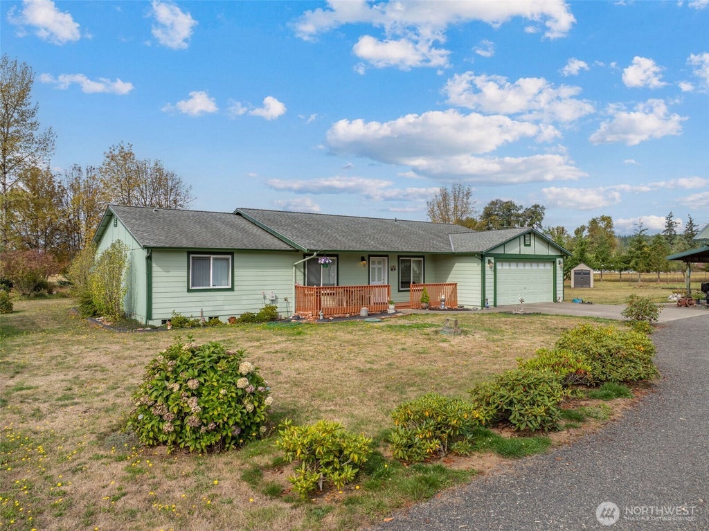 Photo of 829 Gish Road, Onalaska, WA 98570 (MLS # 2585404)