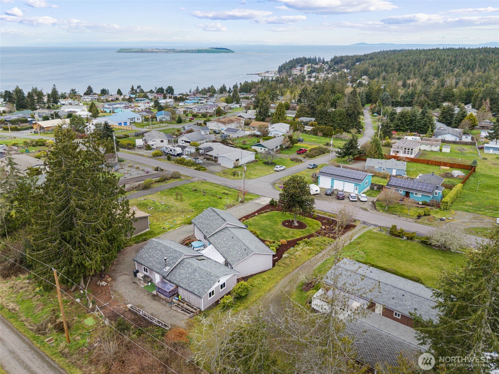 121 Ridge Drive