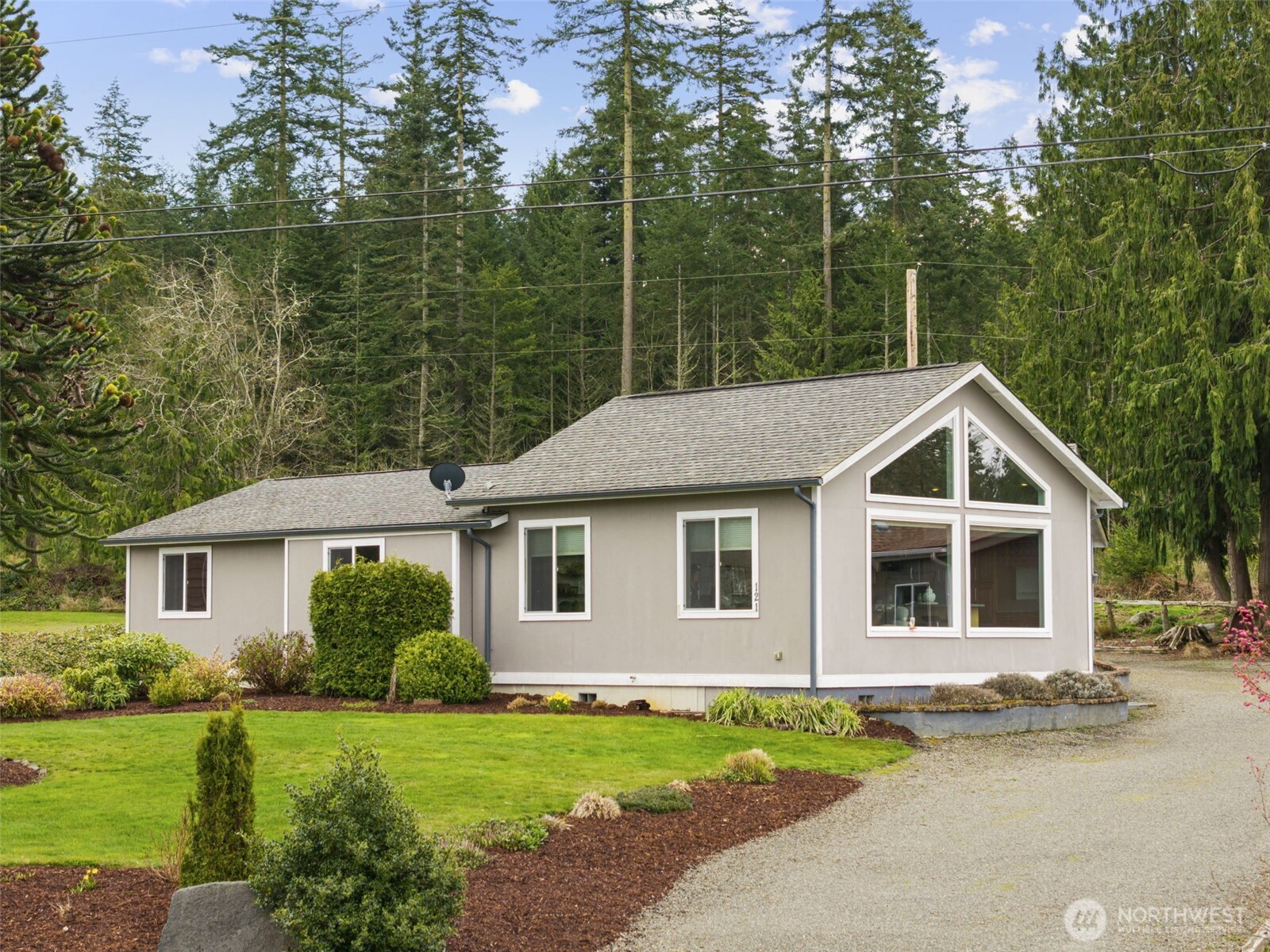 121 Ridge Drive