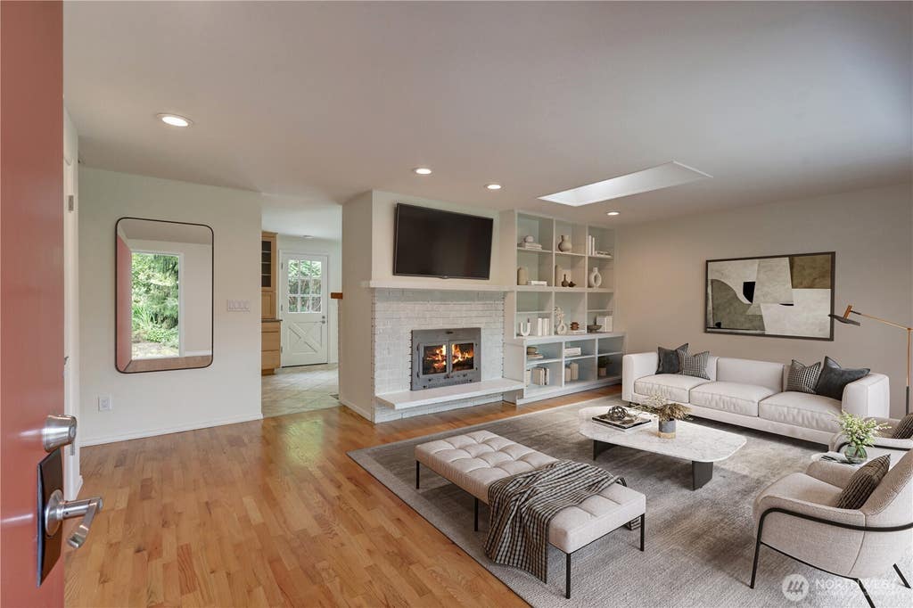 Photo of 2327 248th Avenue SE, Sammamish, WA 98075 (MLS # 2559952)