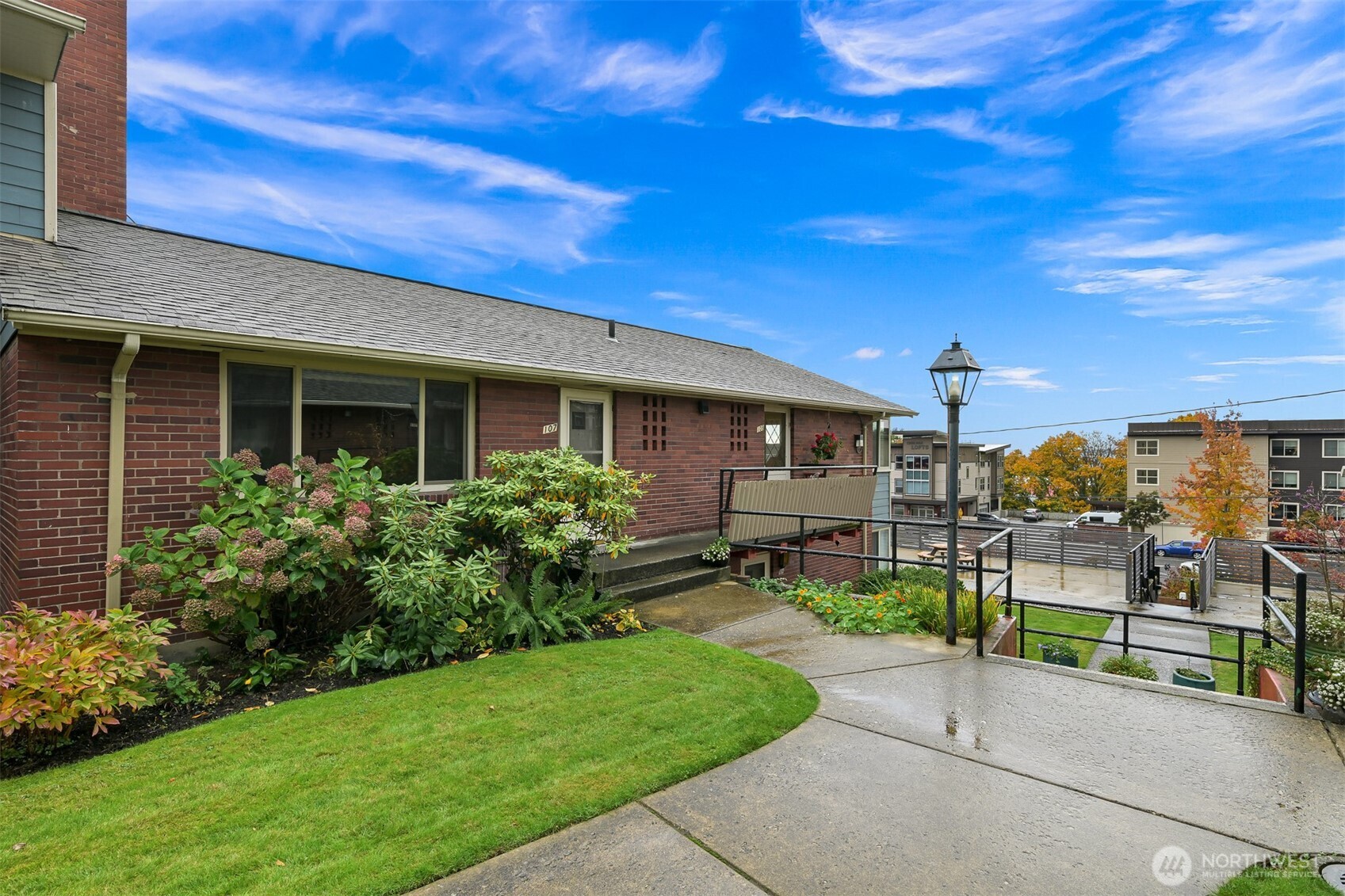 901 Forest Street 107