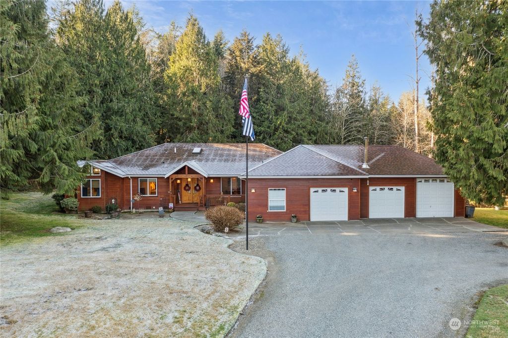 Photo of 4733 Storm Lake Road, Snohomish, WA 98290 (MLS # 2326673)