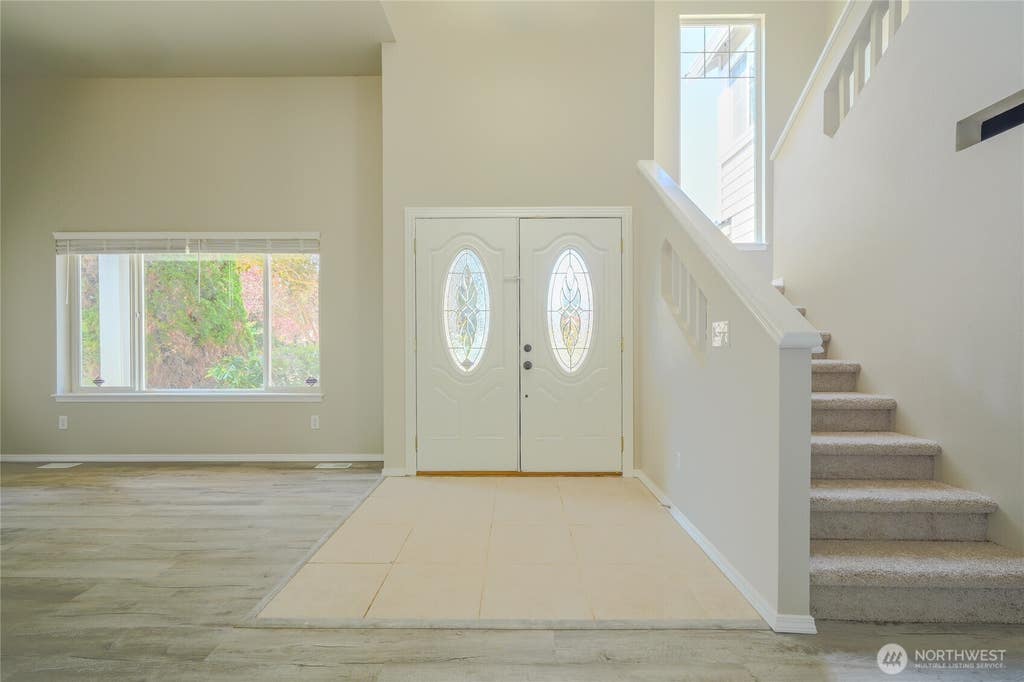 Photo of 19500 6th Avenue S, Des Moines, WA 98148 (MLS # 2567656)
