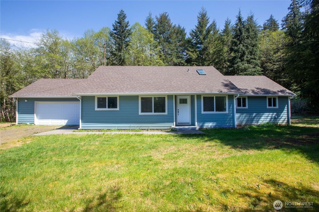 Photo of 4858 US Highway 101, Humptulips, WA 98552 (MLS # 2518172)