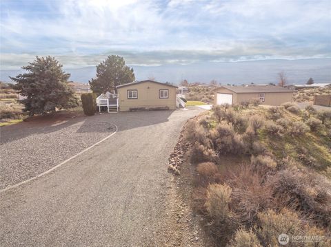 Photo of 114 Yucca Place SW #482483, Mattawa, WA 99349 (MLS # 2471367)