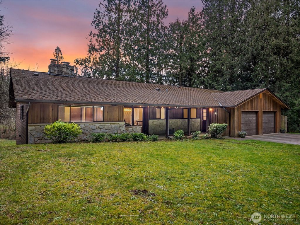 Photo of 30703 SE 408th Street, Enumclaw, WA 98022 (MLS # 2479456)