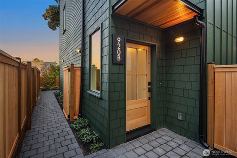 920 34th Avenue B Seattle WA 98122