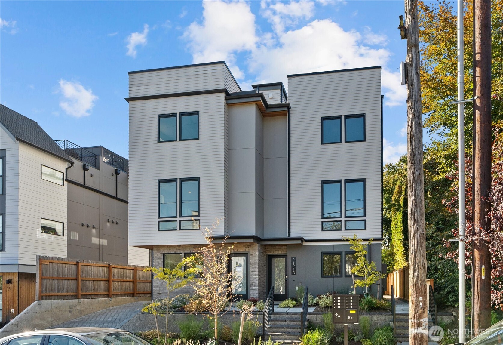 4521 Bagley Avenue N