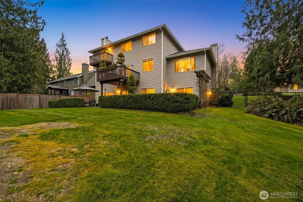 Photo of 11215 29th Street SE, Lake Stevens, WA 98258 (MLS # 2525688)