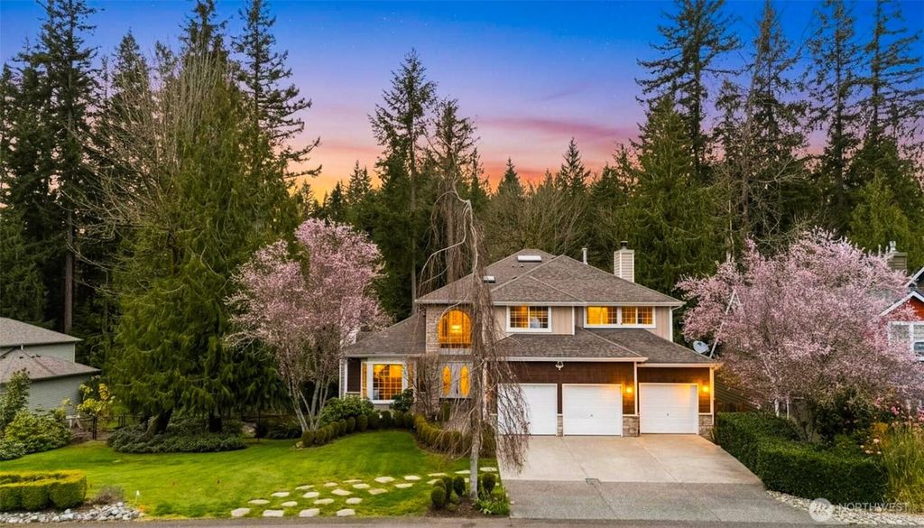 Photo of 11215 29th Street SE, Lake Stevens, WA 98258 (MLS # 2525688)