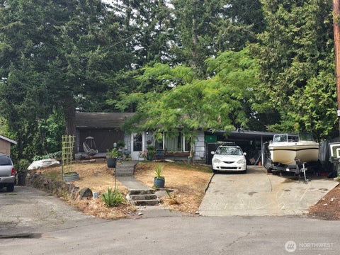 Photo of 669 Pierce Court NE, Renton, WA 98056 (MLS # 2578326)