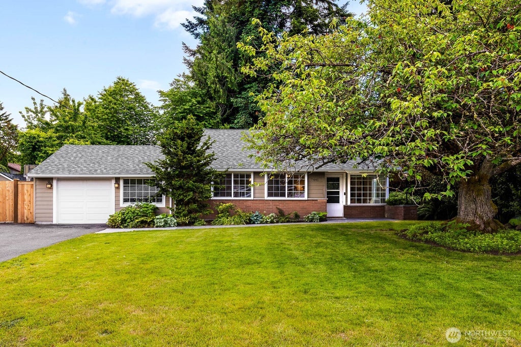 Photo of 7441 NE 145th St ST, Kirkland, WA 98034 (MLS # 2574386)