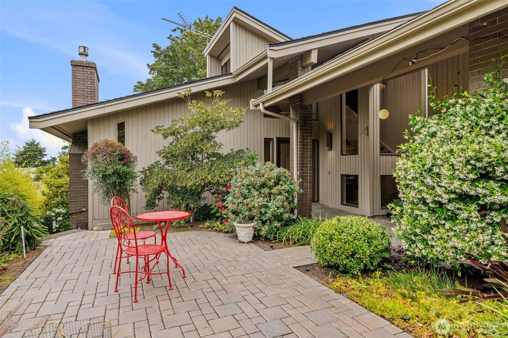 Photo of 7320 164th Place SW, Edmonds, WA 98026 (MLS # 2553725)