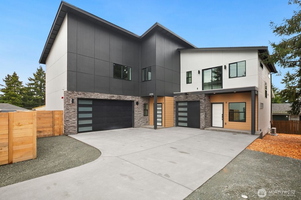 Photo of 11918 4th Avenue SW #A, Burien, WA 98168 (MLS # 2477404)