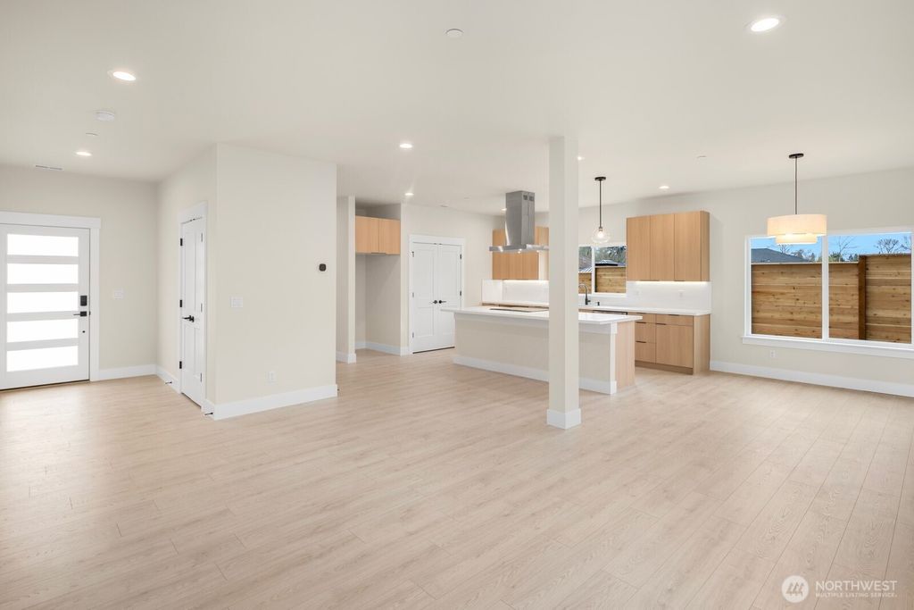 Photo of 11918 4th Avenue SW #A, Burien, WA 98168 (MLS # 2477404)