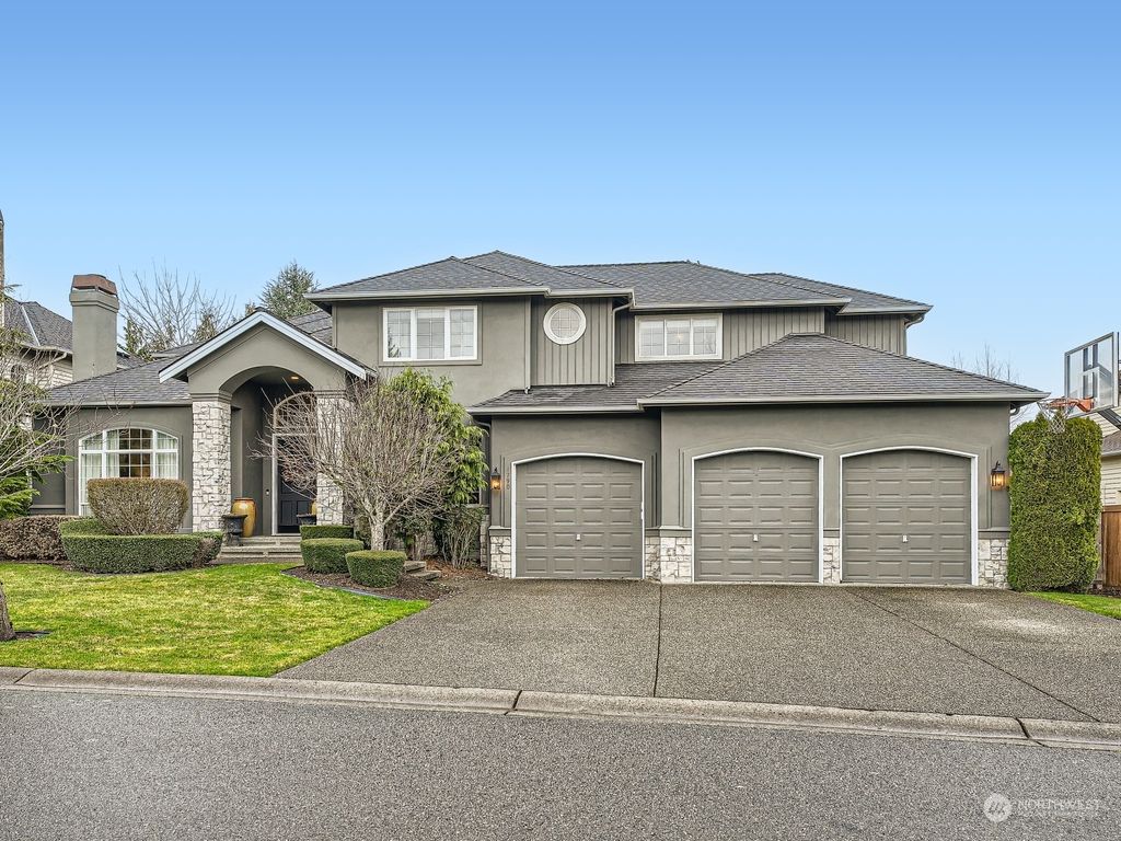 Photo of 1790 267th Court SE, Sammamish, WA 98075 (MLS # 2196132)