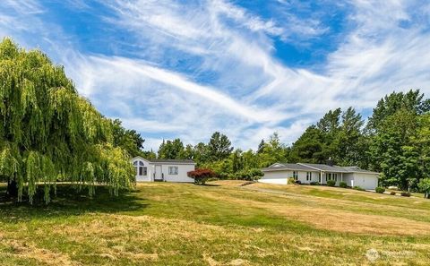 Photo of 2949 Canlin Drive, Ferndale, WA 98248 (MLS # 2546518)