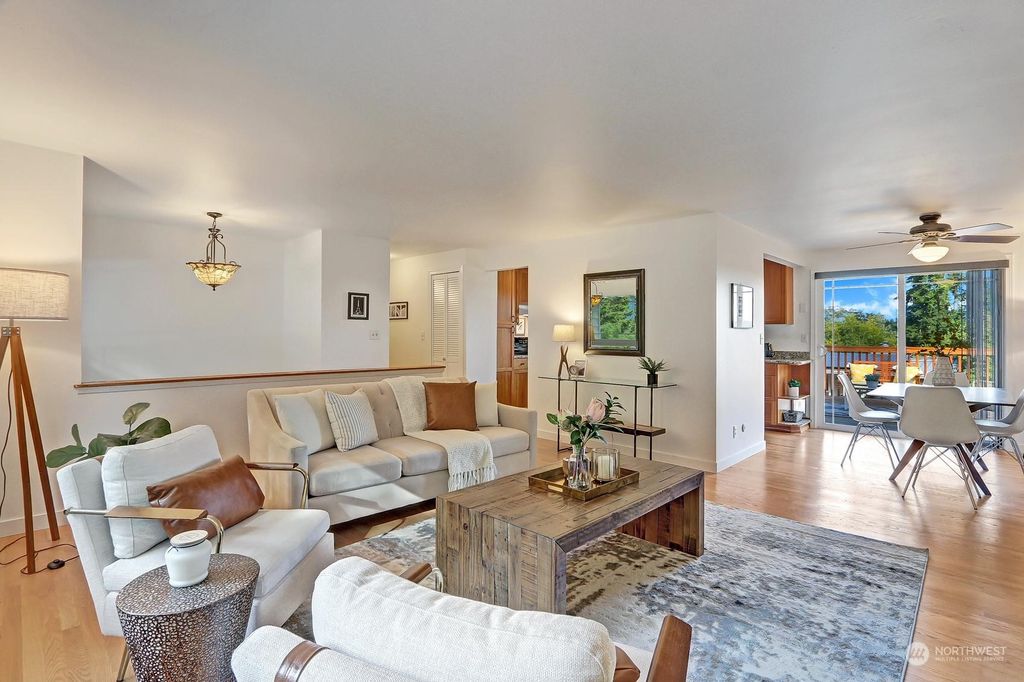 Photo of 18126 94th Avenue NE, Bothell, WA 98011 (MLS # 2163011)