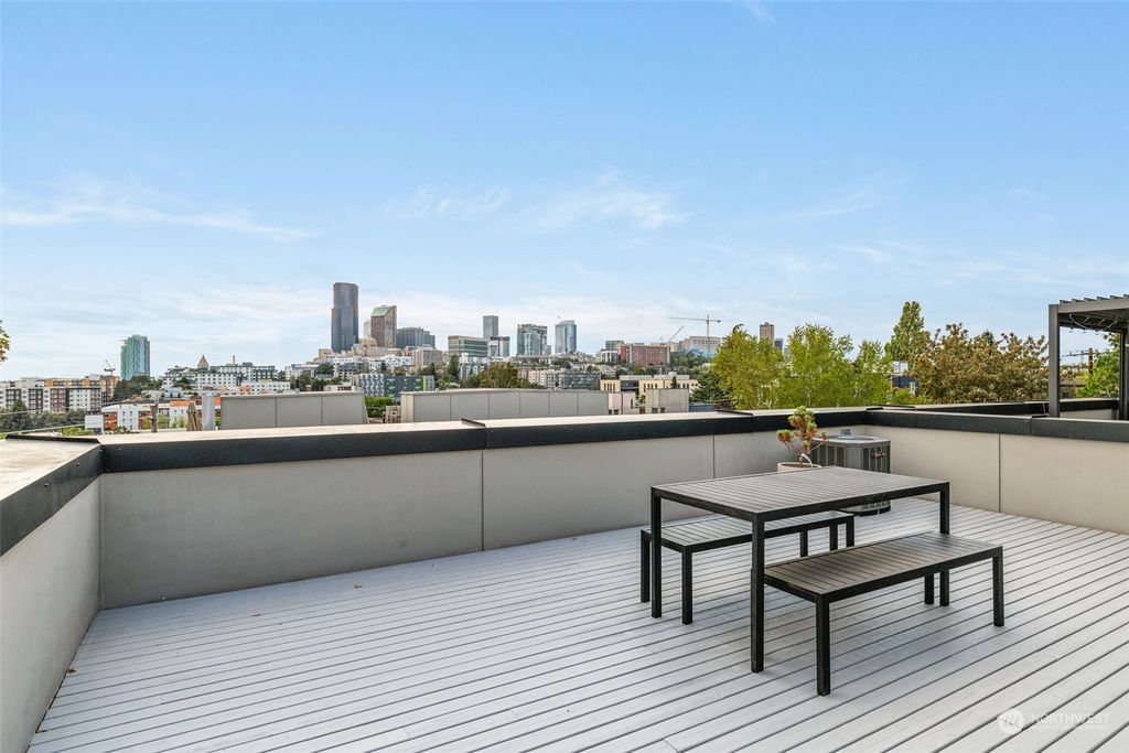 Photo of 114 16th Avenue #A, Seattle, WA 98122 (MLS # 2267863)