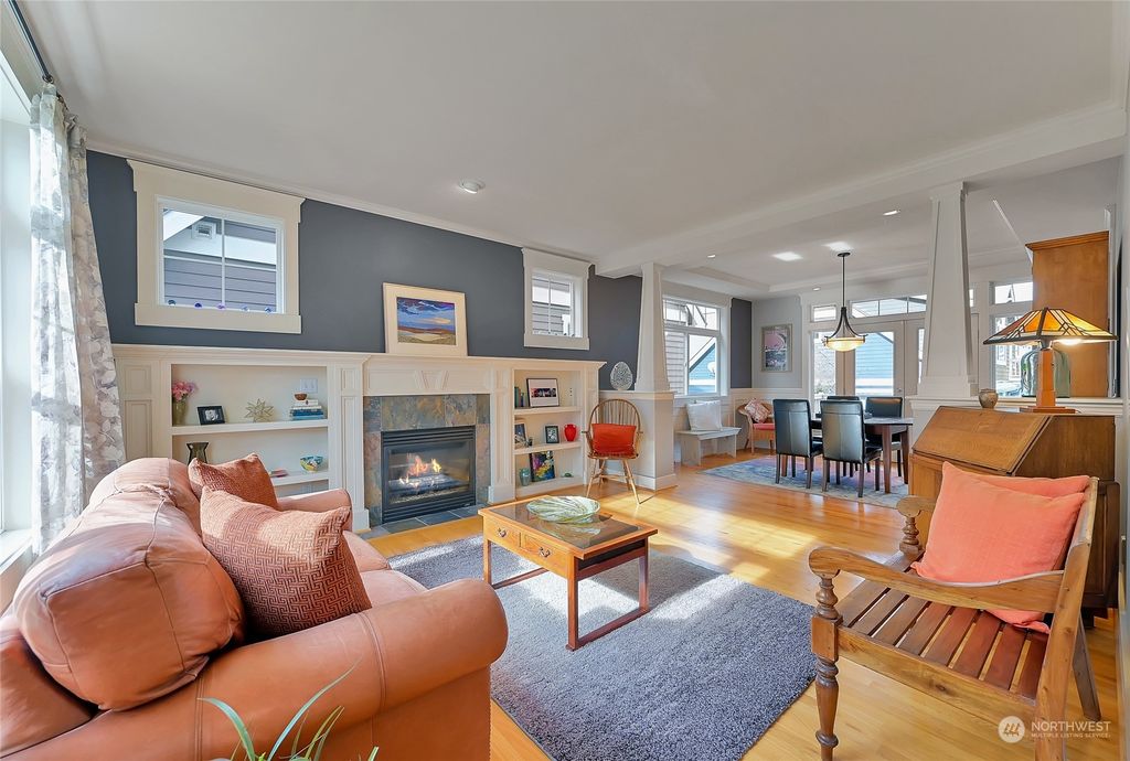 Photo of 3236 NE 100th Street, Seattle, WA 98125 (MLS # 2032998)