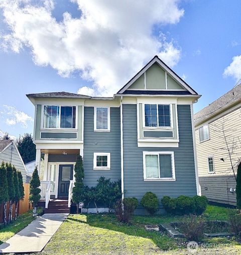 Photo of 745 N 101st Street, Seattle, WA 98133 (MLS # 2497100)