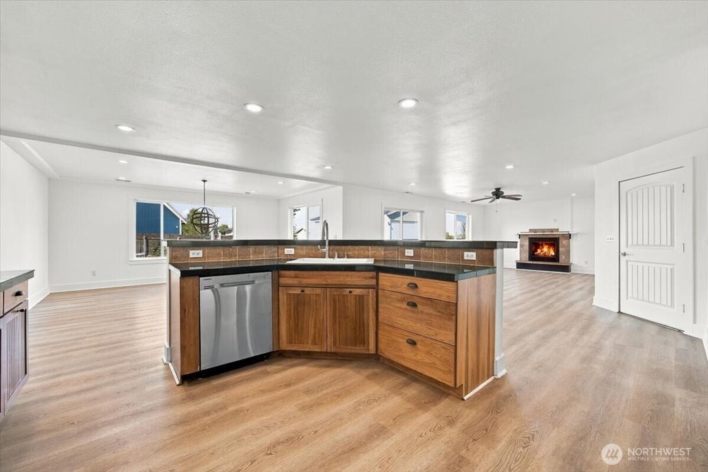 Photo of 4406 Mount Adams View Dr Dr, West Richland, WA 99353 (MLS # 2582838)