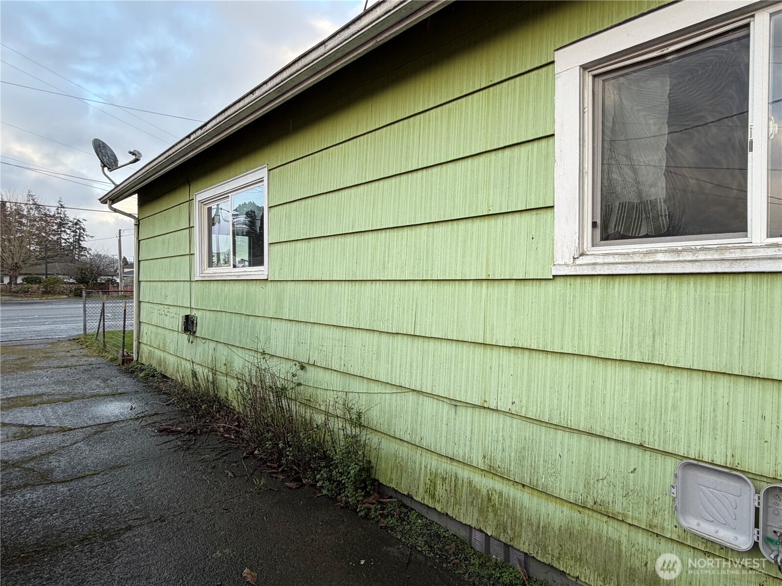 103 S West Boulevard