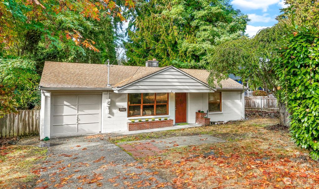 Photo of 13011 30th Avenue NE, Seattle, WA 98125 (MLS # 2010829)