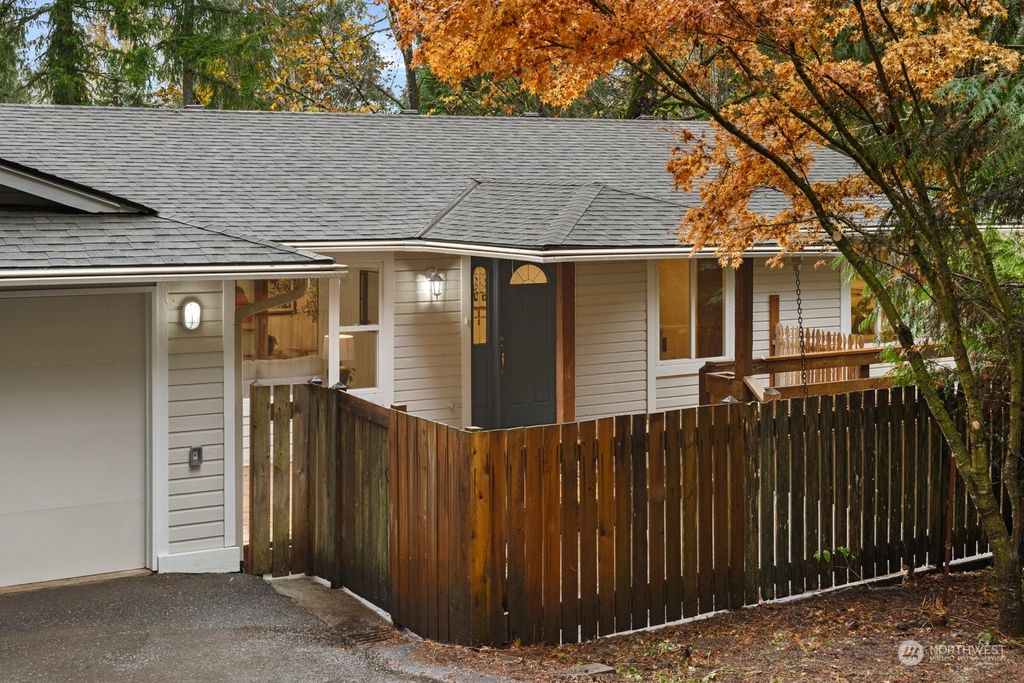Photo of 33386 SE 52nd Street, Fall City, WA 98024 (MLS # 2177693)