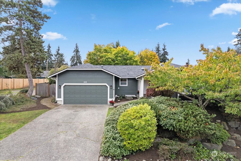 Photo of 5526 107th Street SW, Mukilteo, WA 98275 (MLS # 2174026)