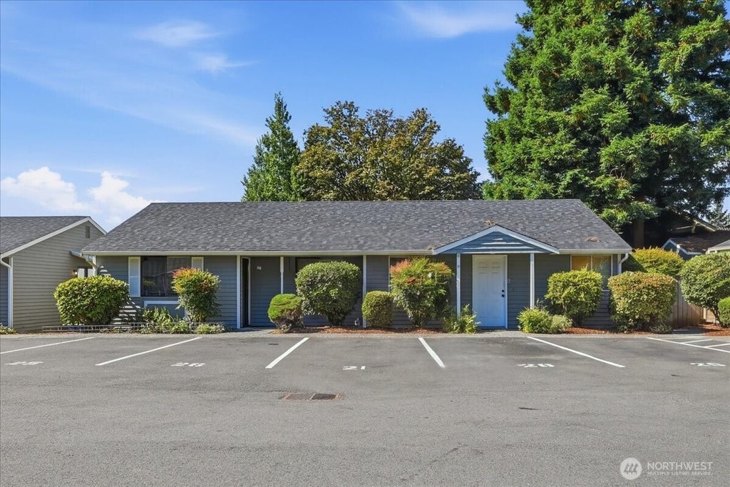 Photo of 406 E Pioneer Street #B, Granite Falls, WA 98252 (MLS # 2586486)