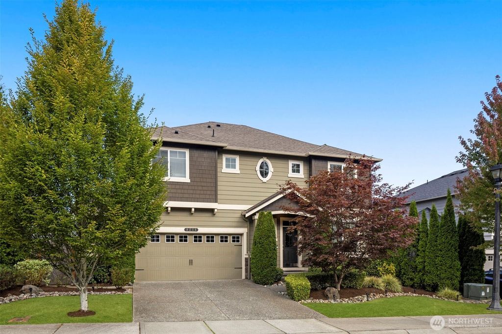 Photo of 8214 NE 163rd Place, Kenmore, WA 98028 (MLS # 2434357)