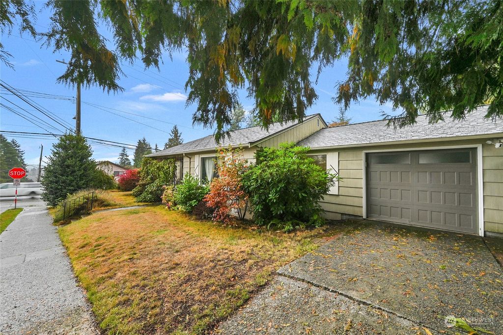 Photo of 1257 NE 88th Street, Seattle, WA 98115 (MLS # 2167296)