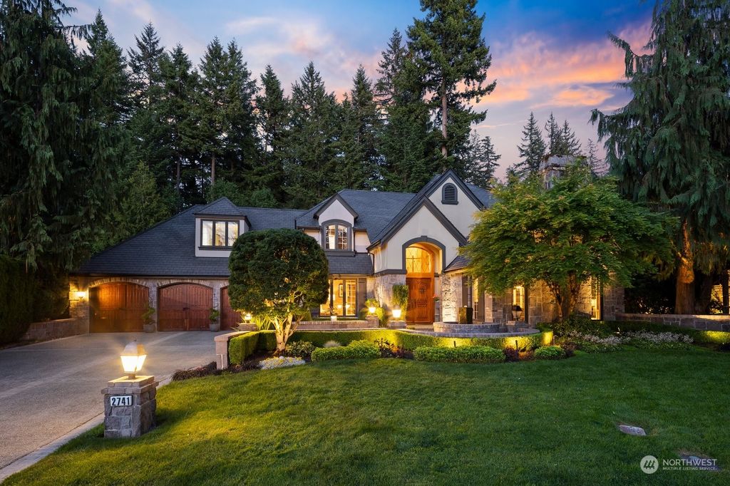 Photo of 2741 258th Place SE, Sammamish, WA 98075 (MLS # 2126339)