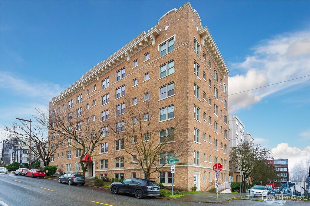 Photo of 505 E Denny Way #A507, Seattle, WA 98122 (MLS # 2333760)