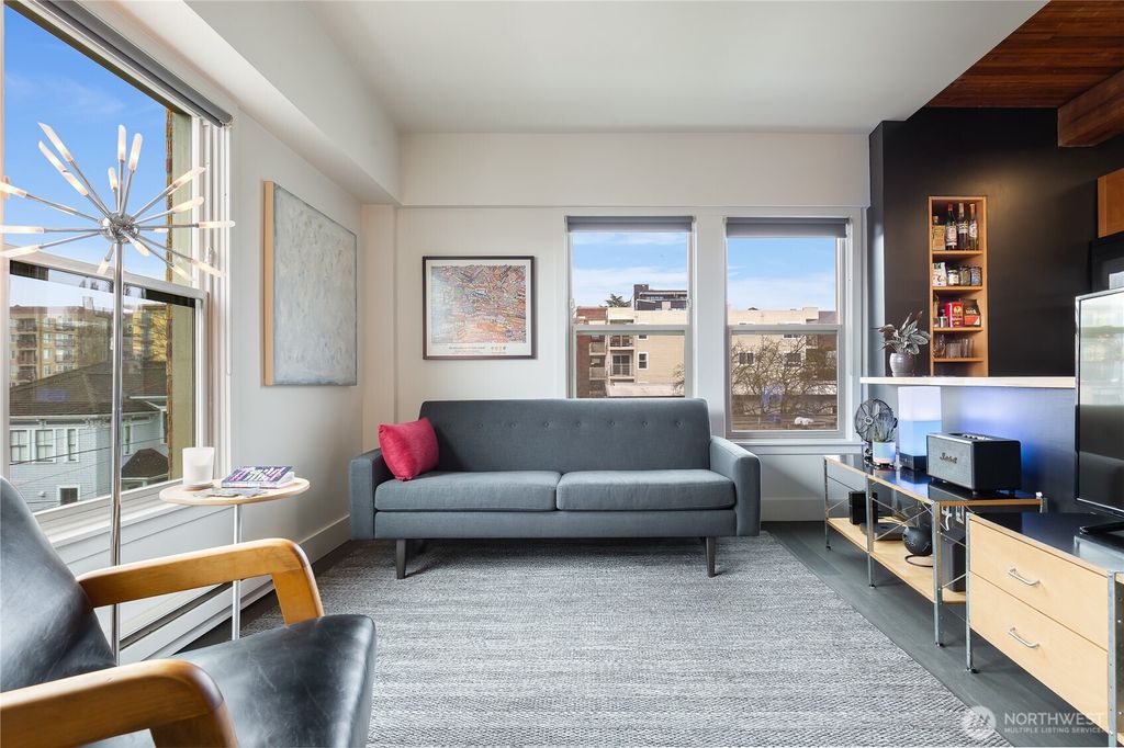 Photo of 505 E Denny Way #A507, Seattle, WA 98122 (MLS # 2333760)