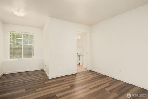 Photo of 4218 Pasadena Place NE, Seattle, WA 98105 (MLS # 2552535)