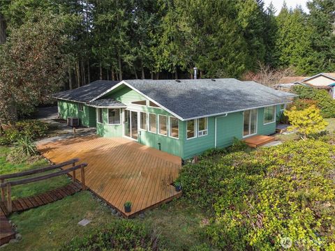 824 Hunt Road Port Angeles WA 98363