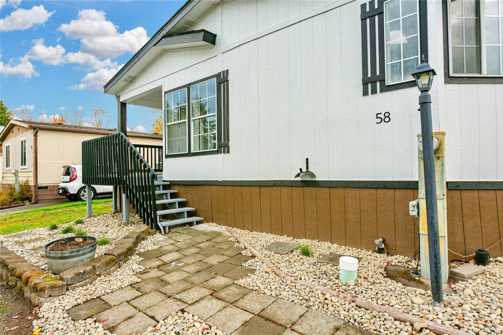 Photo of 300 Park Avenue #58, Buckley, WA 98321 (MLS # 2599159)