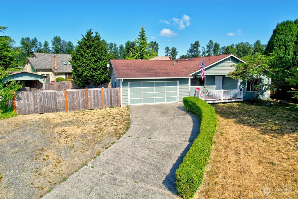 Photo of 5009 138th Street NE, Marysville, WA 98271 (MLS # 2145867)