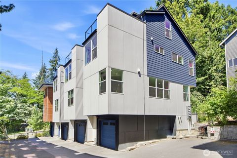 Photo of 16616 NE 85th St ST, Redmond, WA 98052 (MLS # 2533378)