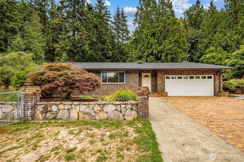 Photo of 14908 221st Avenue NE, Woodinville, WA 98077 (MLS # 2542032)