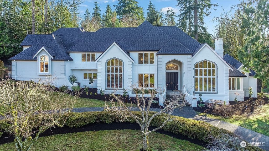 Photo of 16027 SE 63rd Street, Bellevue, WA 98006 (MLS # 2071181)