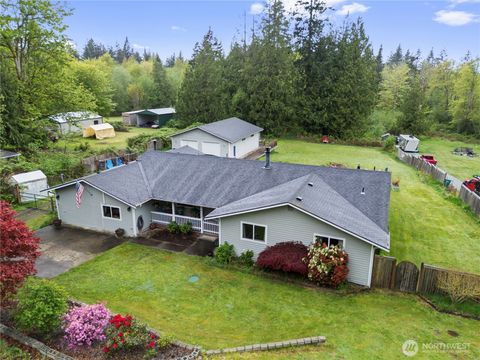 Photo of 16622 80th Avenue NW, Stanwood, WA 98292 (MLS # 2514565)