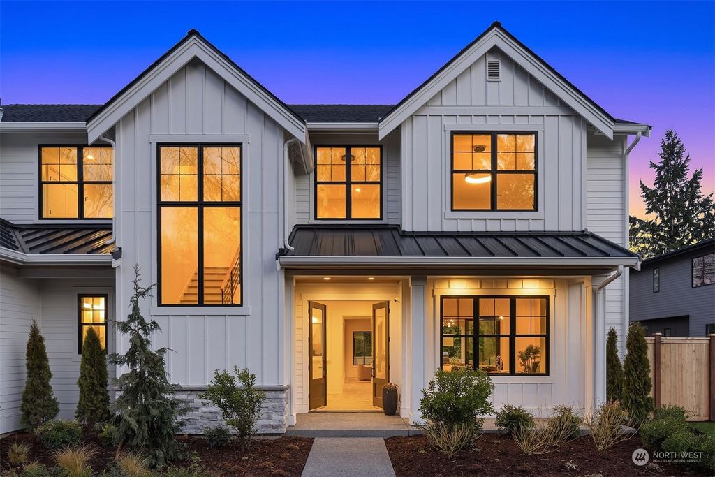 Photo of 1578 103rd Court SE, Bellevue, WA 98004 (MLS # 2030544)