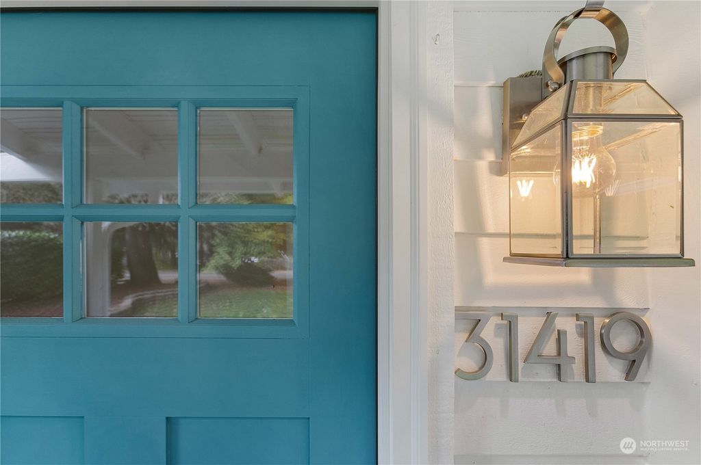 Photo of 31419 7th Place SW, Federal Way, WA 98023 (MLS # 2012338)