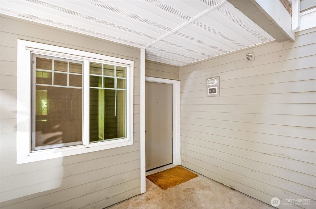 Photo of 18501 SE Newport Way #K144, Issaquah, WA 98027 (MLS # 2423223)