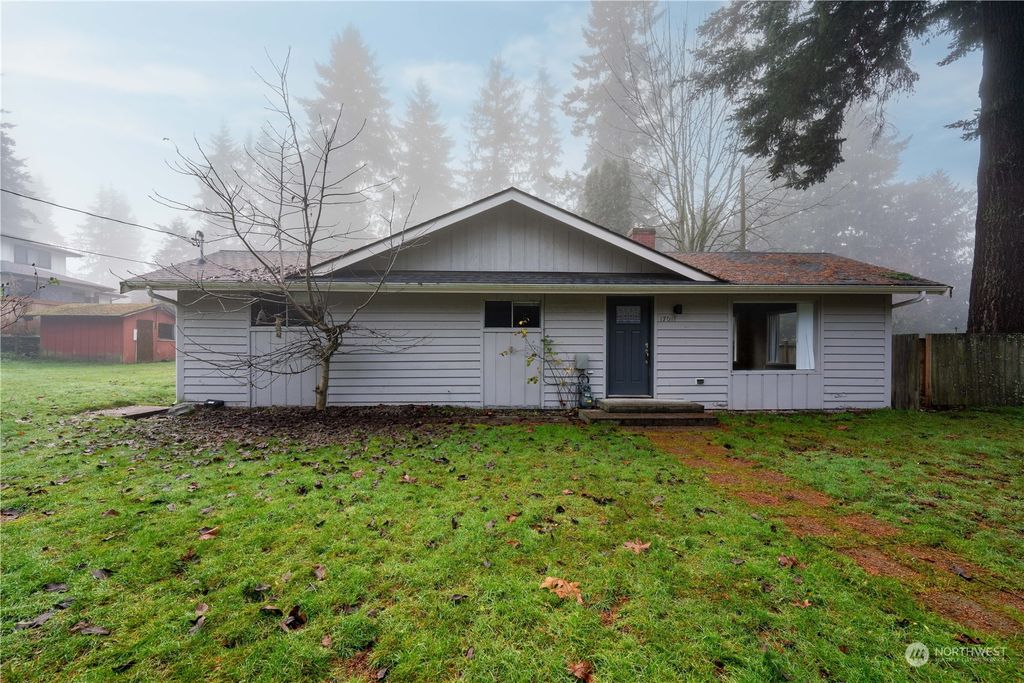 Photo of 17011 NE 95th Street, Redmond, WA 98052 (MLS # 2185822)