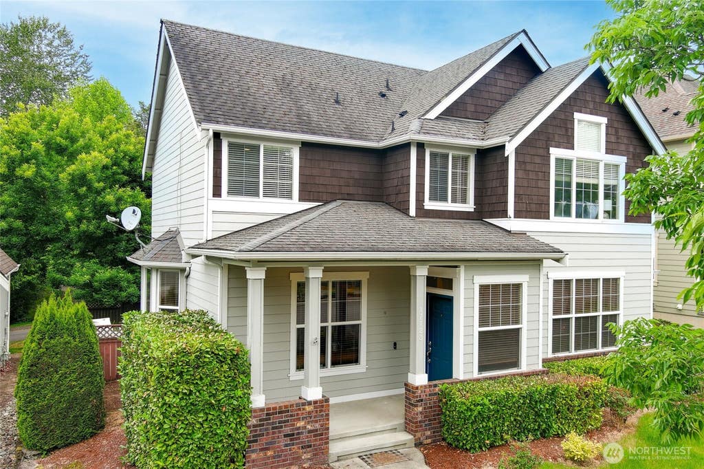 Photo of 17123 Parkside Way SE, Renton, WA 98058 (MLS # 2541948)