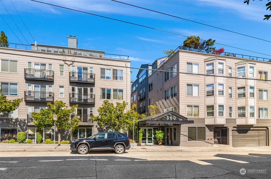 Photo of 500 Aloha Street #E-111, Seattle, WA 98109 (MLS # 2164750)